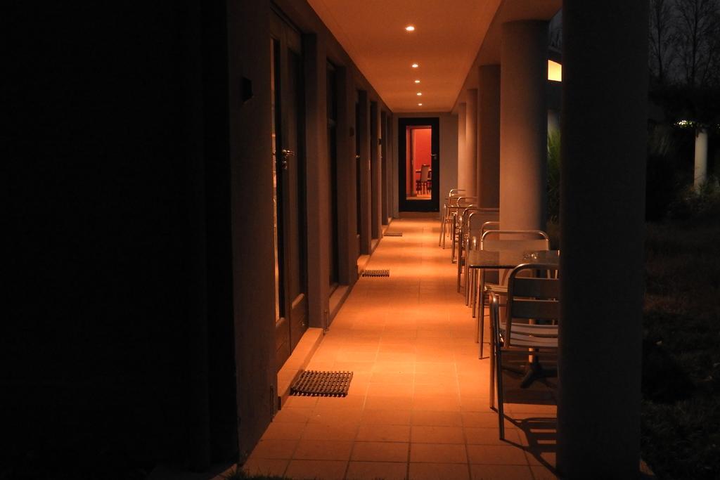 מידרנד Willow Place Guest House מראה חיצוני תמונה